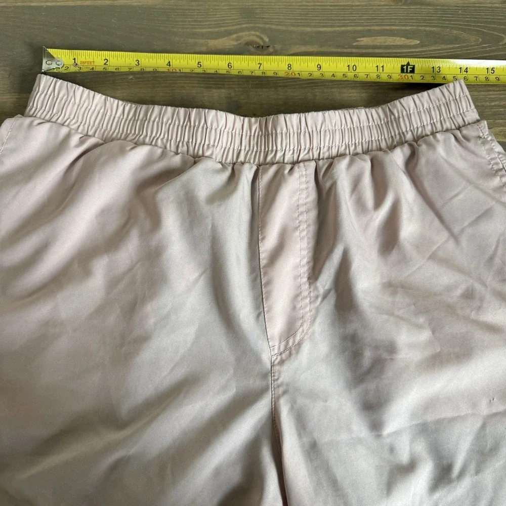 Simply Southern Men's Medium Pink Floral Lined‎ Athletic Work Out Casual Shorts